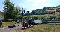 Fahrradgondel über die Fulda hinter Melsungen